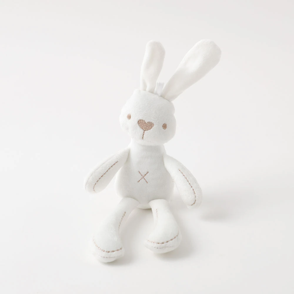 product_image_1763711773.webp 白いうさぎさん - Image 1